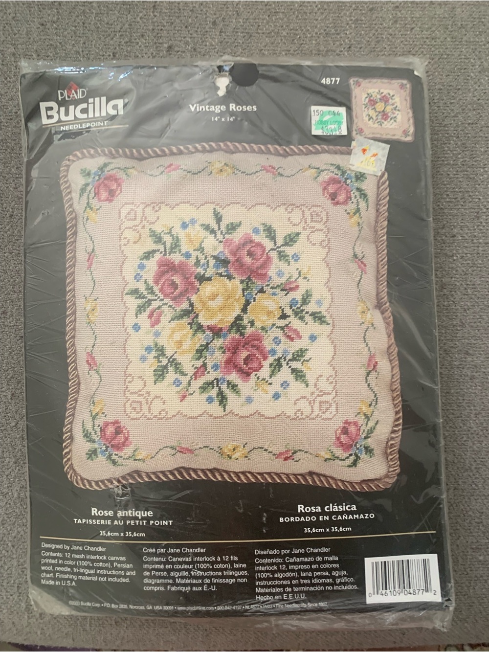 Vintage Bucilla Vintage Roses Needlepoint Pillow Kit